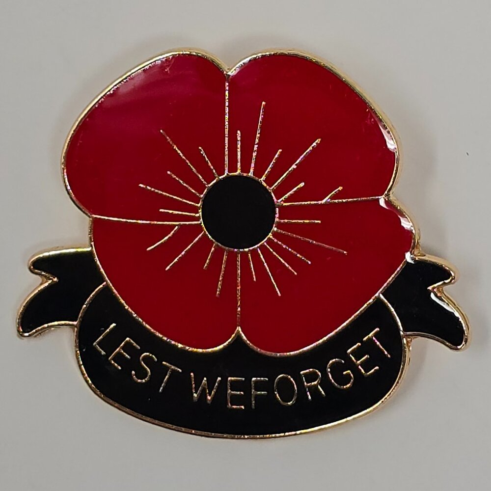 Lest We Forget Red Enamel Poppy Brooch Lapel Pin Gold Tone Floral Remembrance - Picture 2 of 8